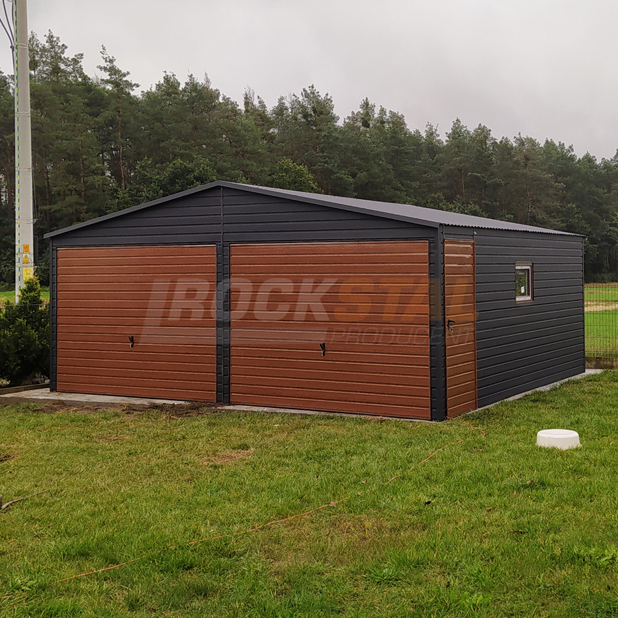 Drewnopodobny garaż blaszany 6x6 m + 2 bramy uchylne - obrazek 2
